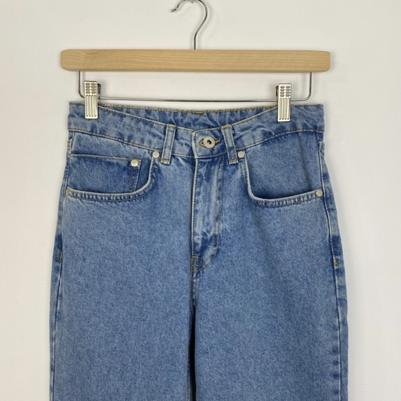 The Ragged Priest Lightwash Mom Jeans - Picture 3 of 10